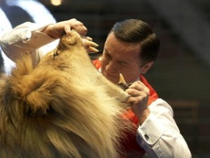 taming lion