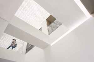 ..elegance.. Image source: www.superhighfashion.com